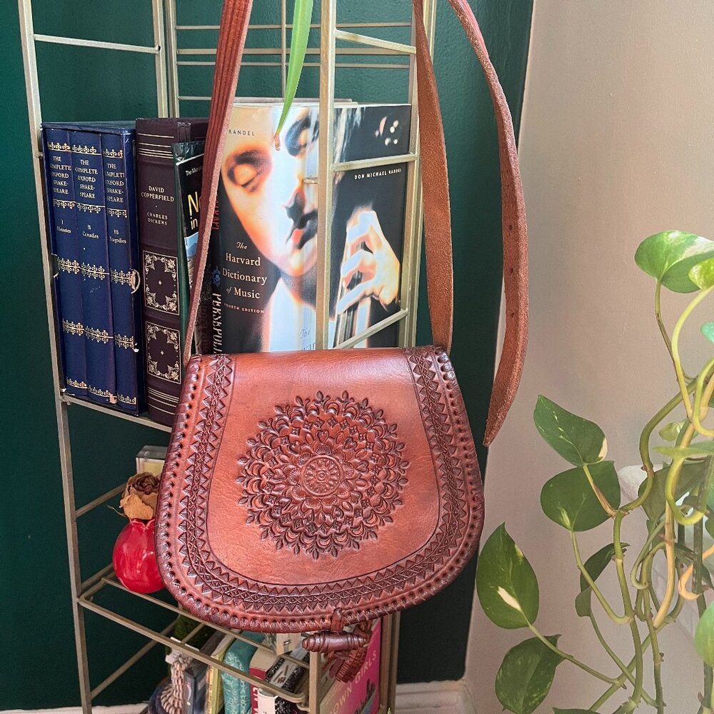 Handcrafted leather purse